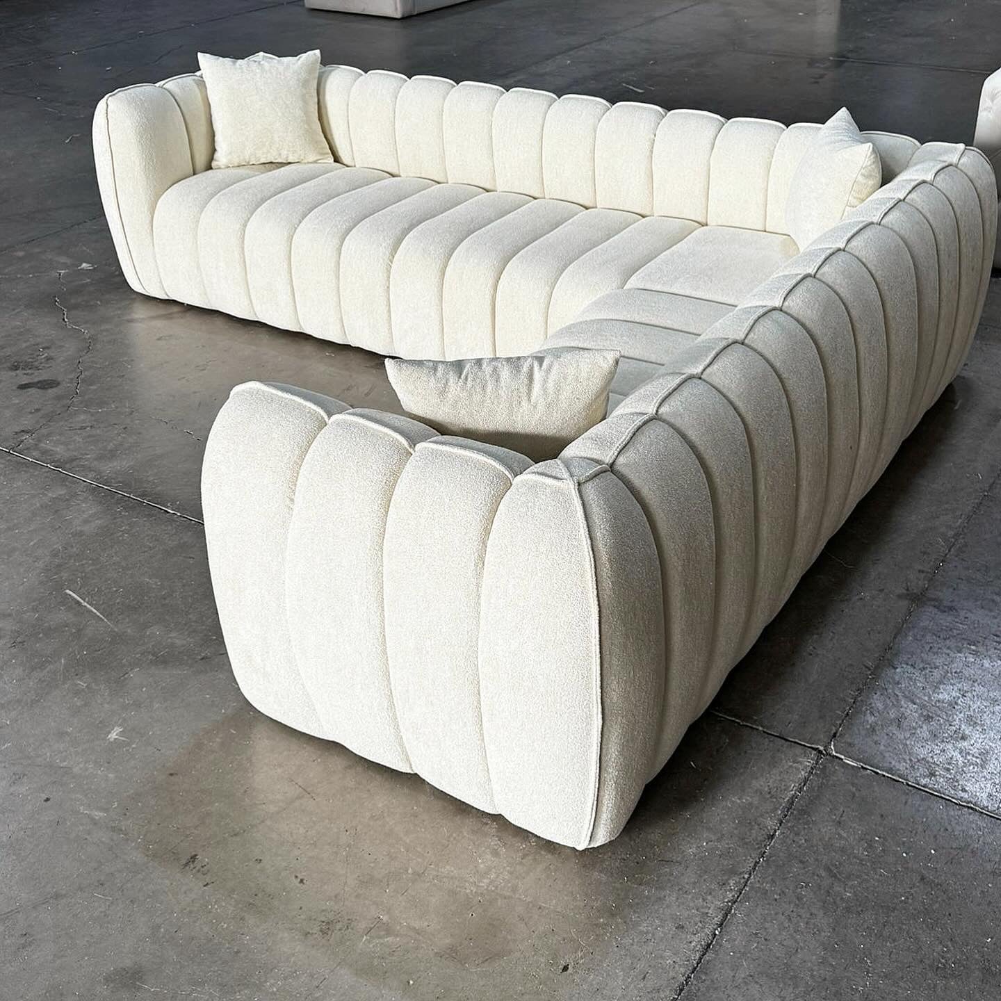ARLO SOFA