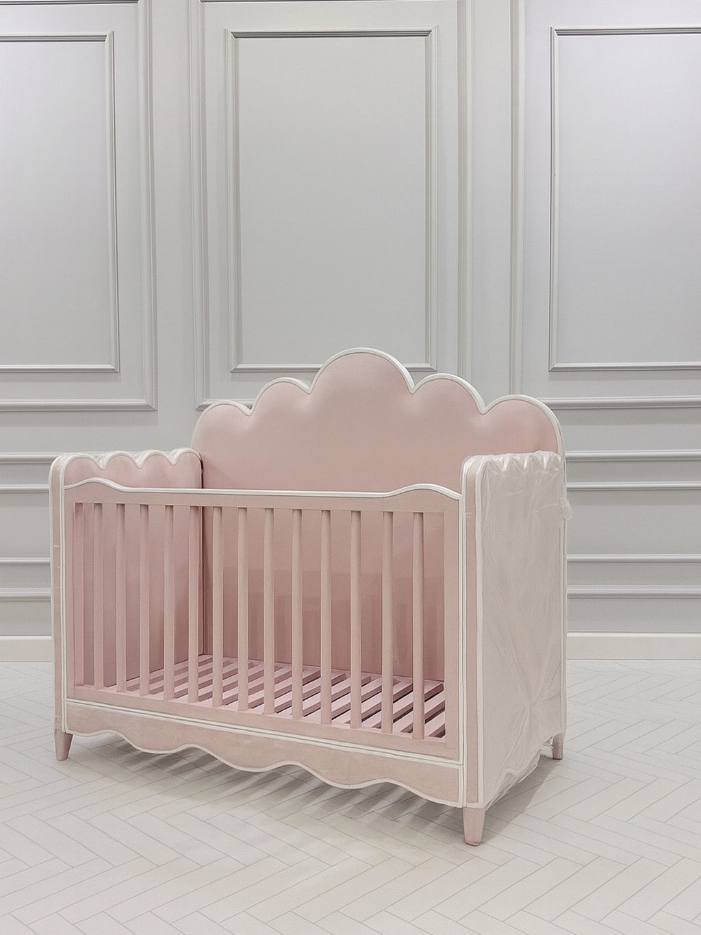 Dolce Cot Bed