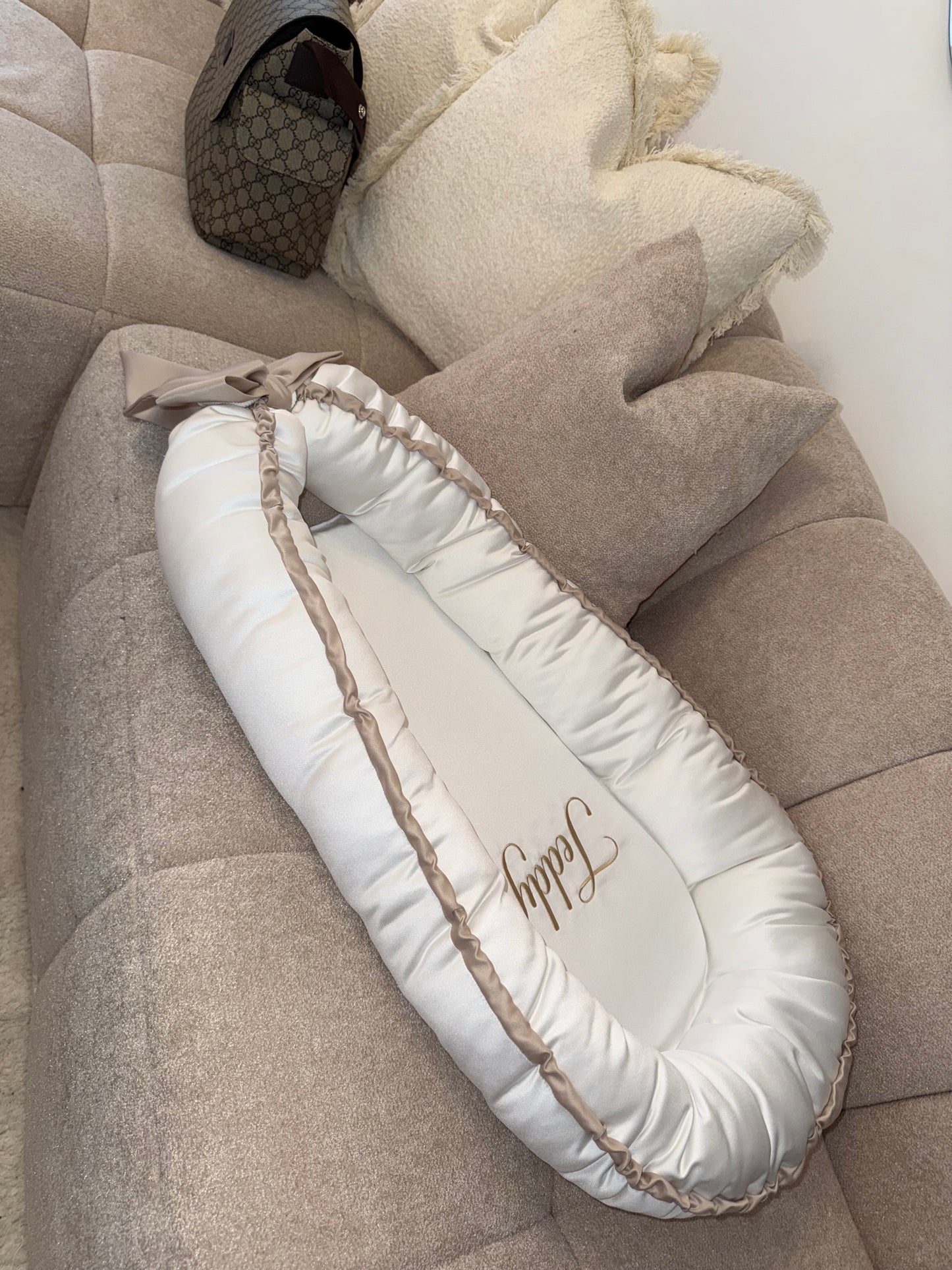 Full Welcome To The World Set