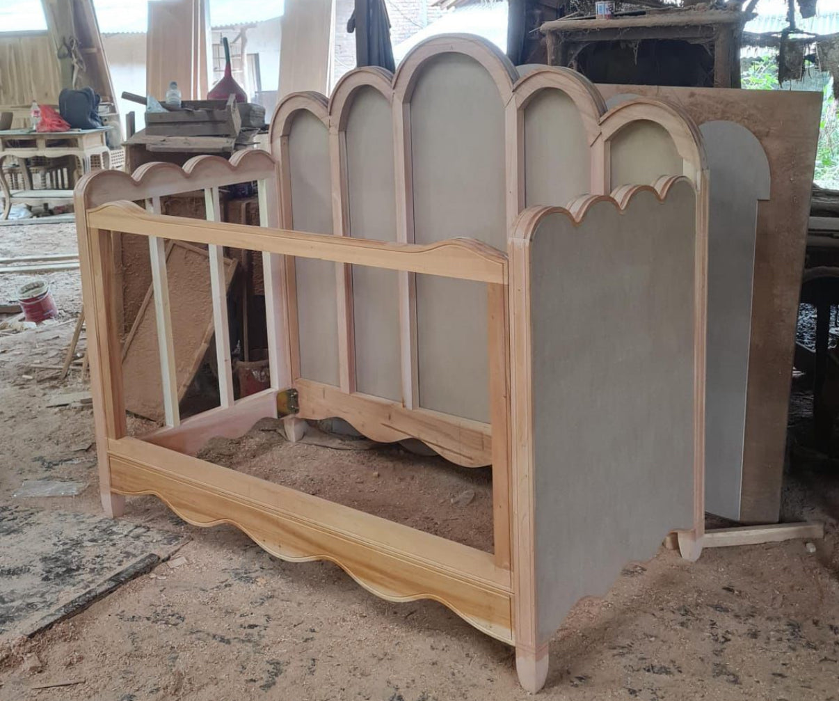 The Dubai Cot